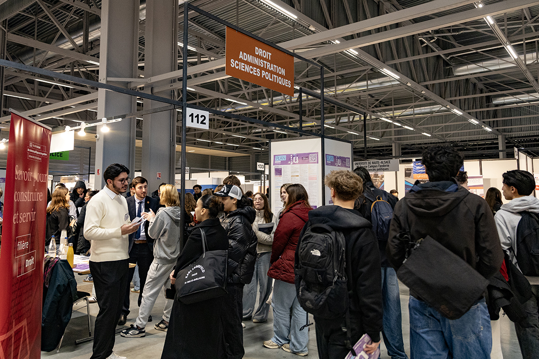 Une soixantaine de filières universitaires sont présentes, notamment celles du droit, de l'administration et des sciences politiques. © Catherine Schröder / Unistra