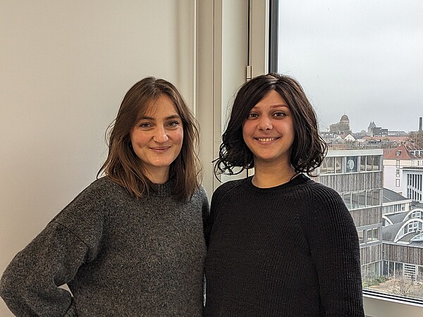Manon Beaucourt et Eva Laiacona, deux des coordinatrices de la revue. © TM