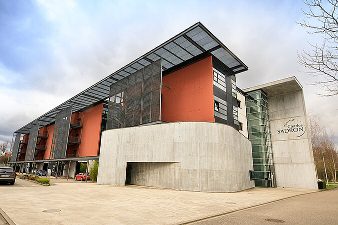 L’Institut Charles Sadron (ICS - CNRS) et la société Alysophil officialisent la création d’Activiaflow. ©Nicolas Busser