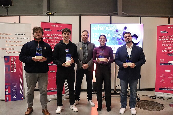 Le pôle Entrepreneuriat a dévoilé les lauréats du Prix Pépite 2025 à l’Espace jeunes et entrepreneuriat, start’Up et innovation du salon Créer sa boîte en Alsace. ©Elia Weller/Unistra