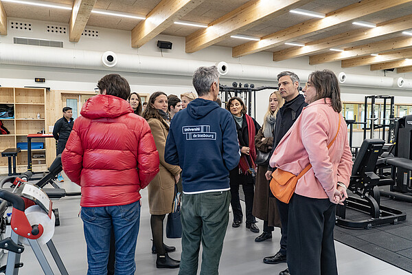La cérémonie a été suivie d'une visite des locaux. ©C. Schröder/Unistra