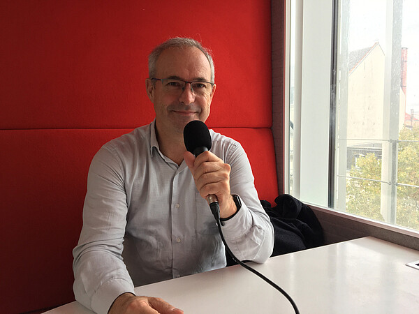 Pierrick Poisbeau est enseignant-chercheur au Laboratoire de neurosciences cognitives et adaptatives (LNCA – CNRS/Unistra), spécialiste des douleurs chroniques. © Elsa Collobert