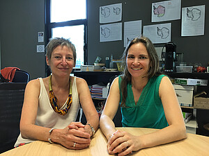 Catherine Thomas (professeure agrégée de mathématiques) et Charlotte Derouet (maîtresse de conférences rattachée au Lisec) sont spécialistes en didactique des mathématiques et travaillent à l’Inspé de Strasbourg. © EC