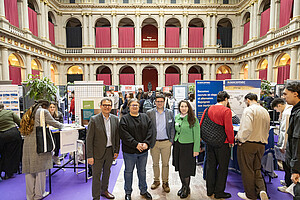Le directeur d'Espace Avenir, la vice-présidente Formation, le vice-président délégué aux Relations avec le monde socio-économique et la vice-présidente déléguée Professionnalisation et Insertion professionnelle. © Schroder/Unistra