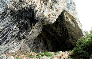 La grotte du site archéologique d'Espluga de la Puyascada (La Fueva), en Espagne. © DR