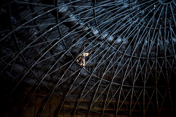 La structure arachnéenne du dôme du Planétarium a commencé à être installée début octobre. Crédit : Catherine Schröder / Unistra