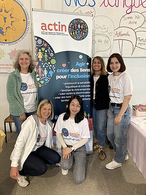 L'équipe française d'ACTIN : Andrea Young, Latisha Mary, Peiru Bai, Justine Holtzman et Karina Al-Katauneh (de gauche à droite). © Maria Siemushyna