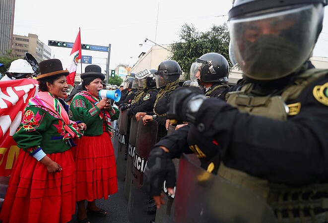Manifestation anti-gouvernementale à la suite de l'éviction de l'ancien président péruvien Pedro Castillo, à Lima, le 25 janvier 2023. REUTERS/Pilar Olivares