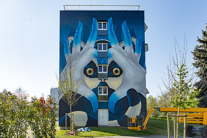 Une nouvelle fresque pour l'opération street art à la résidence universitaire de la Robertsau.